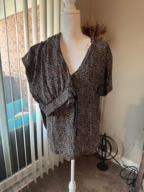 Brown Leopard-Print Short-sleeve lounger or PJ set